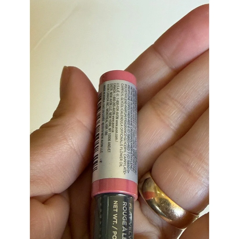 Avon x The‎ Face Shop Flat Velvet Lipstick Fluffy Pink Nuage Rose Matte 0.05oz
